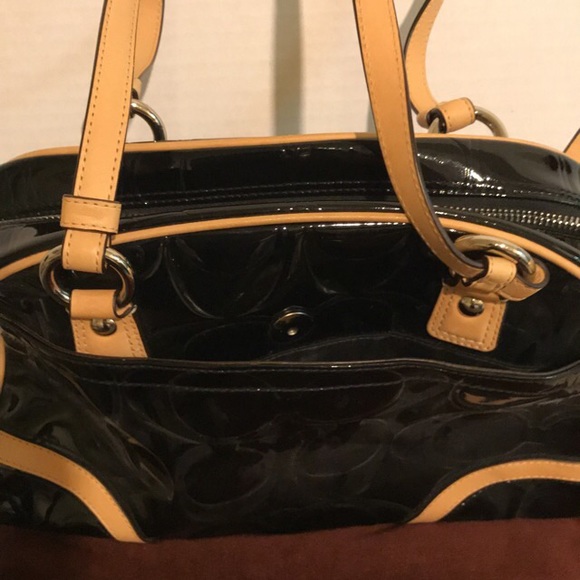 Coach Handbag Peyton Embossed Paten Satchel F20065 - Picture 7 of 8